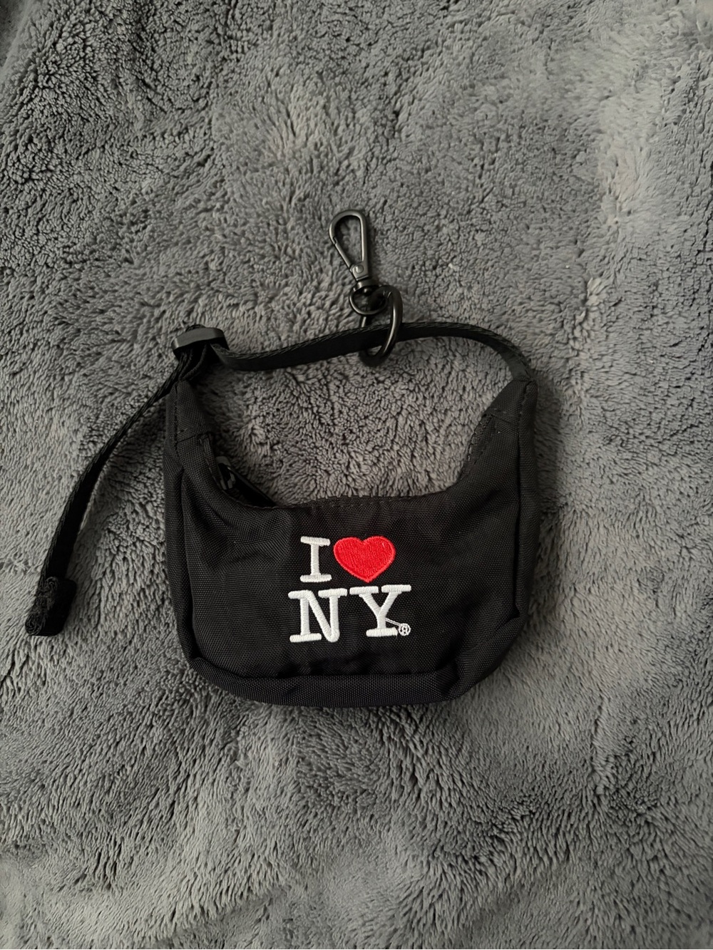 BAGGU Black Mini 'I ♥ NY' Keychain Bag with Red Heart